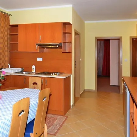 Guest house Broma 3*