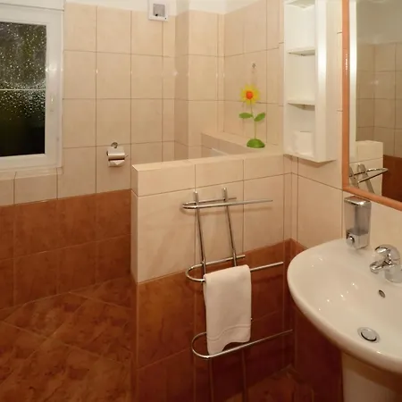 Guest house Broma